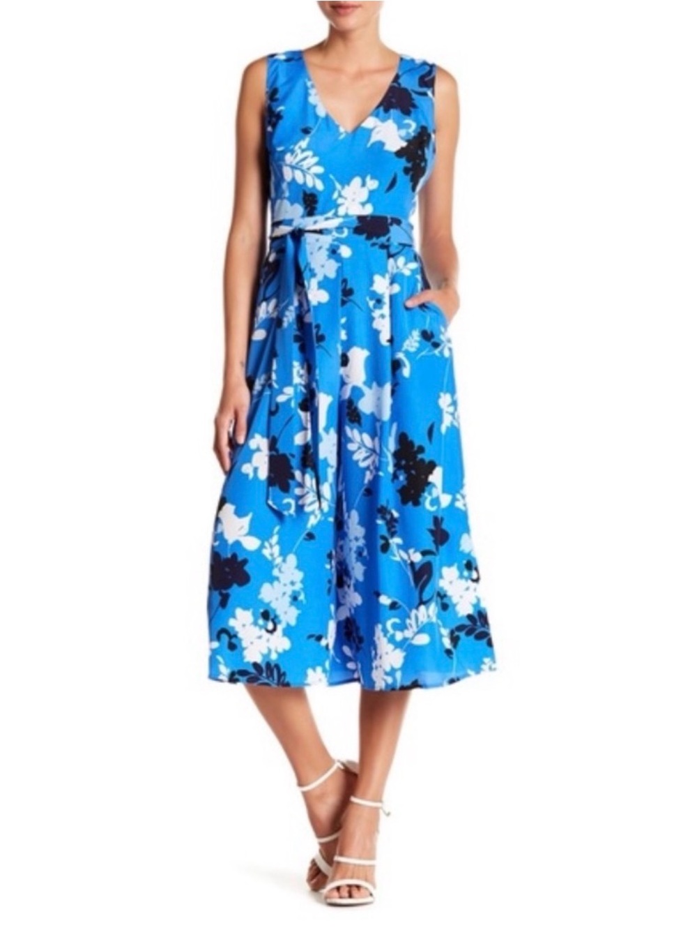 Vince Camuto Bright Blue Floral V-Neck Jumper